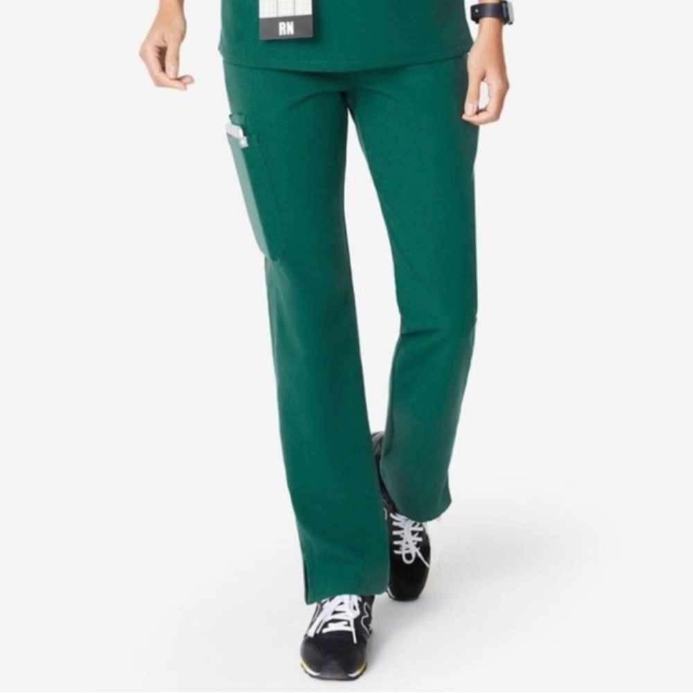 FIGS Kade Cargo Scrub Pants
